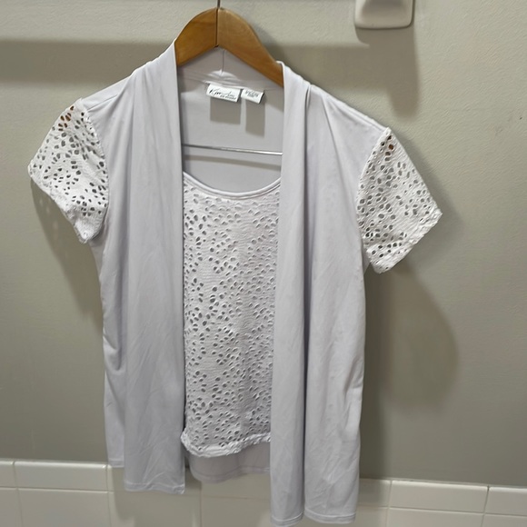 Kim Rogers Petite Eyelet Top Sz PS EUC - Picture 1 of 4